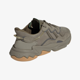 adidas Superge OZWEEGO 