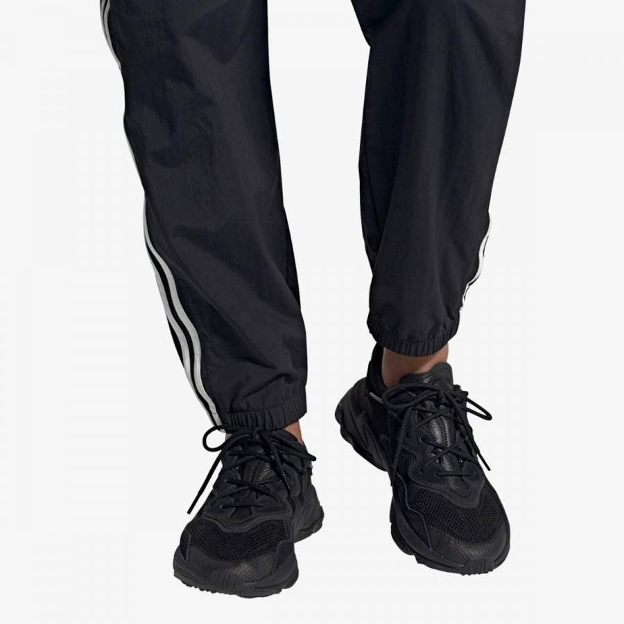 adidas Superge OZWEEGO 
