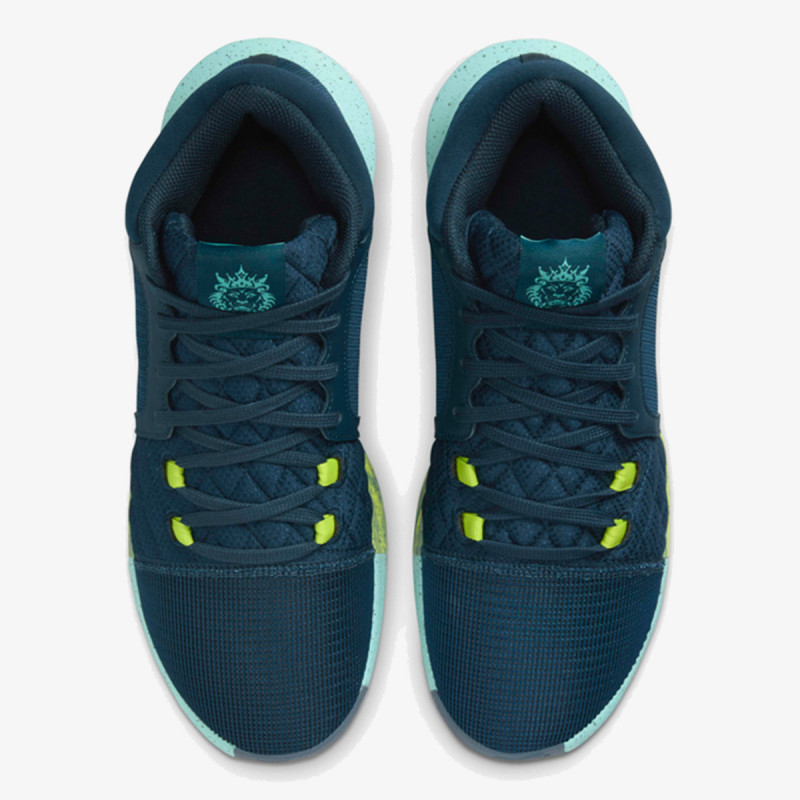 NIKE Superge LeBron Witness VIII 