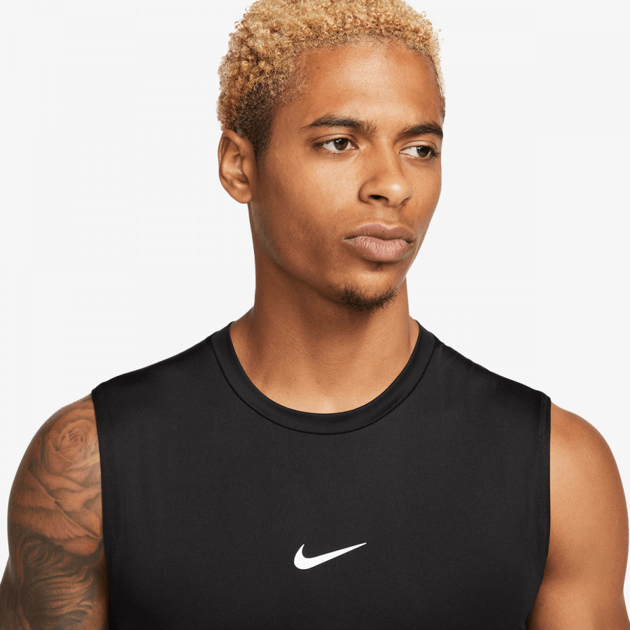 NIKE MAJICA BREZ ROKAVOV M NP DF TOP SL TIGHT