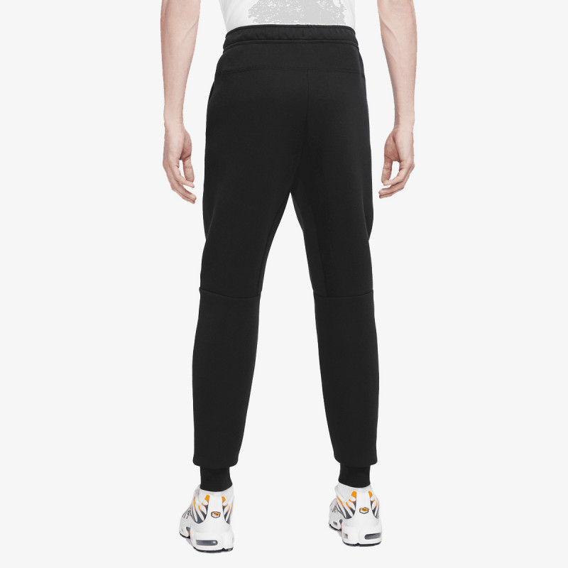 NIKE SPODNJI DELI TRENIRKE Tech Fleece 