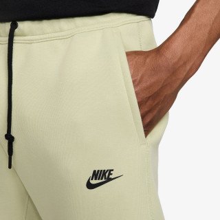 NIKE SPODNJI DELI TRENIRKE Tech Fleece 