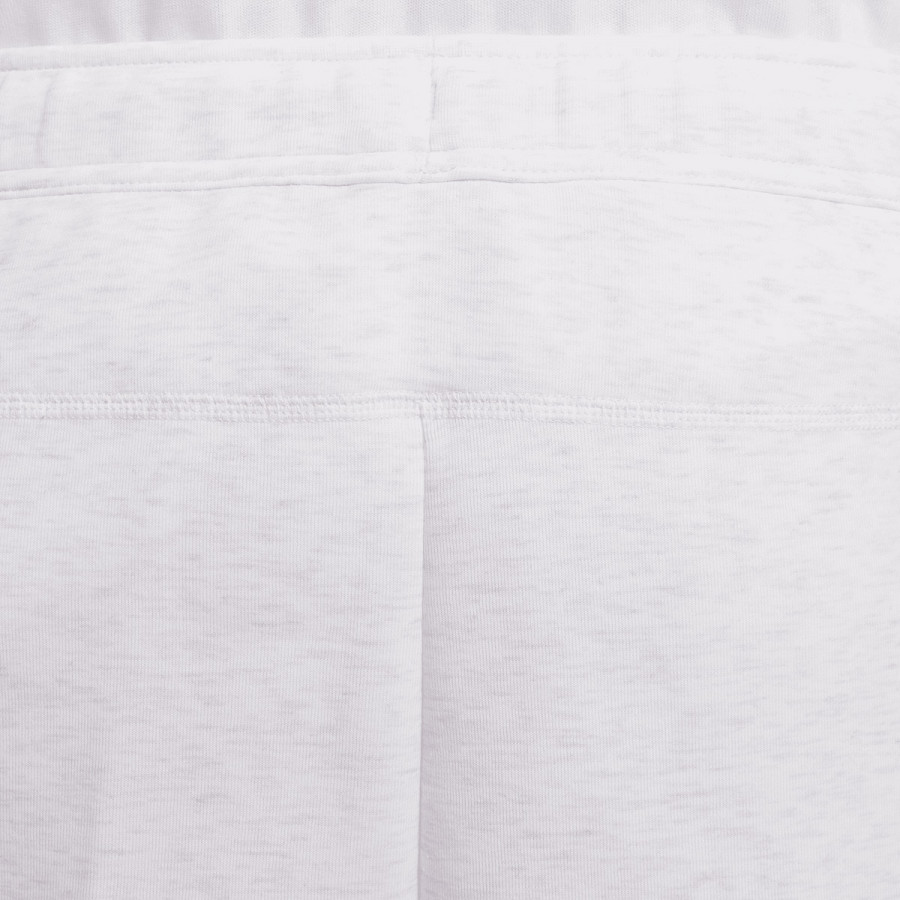 NIKE KRATKE HLAČE Tech Fleece 