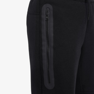 NIKE KRATKE HLAČE Tech Fleece 