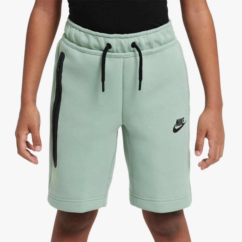 NIKE KRATKE HLAČE Tech Fleece 