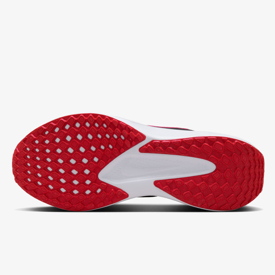 NIKE Superge Quest 6 