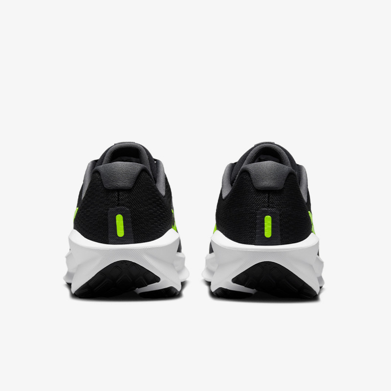 NIKE Superge NIKE DOWNSHIFTER 13 