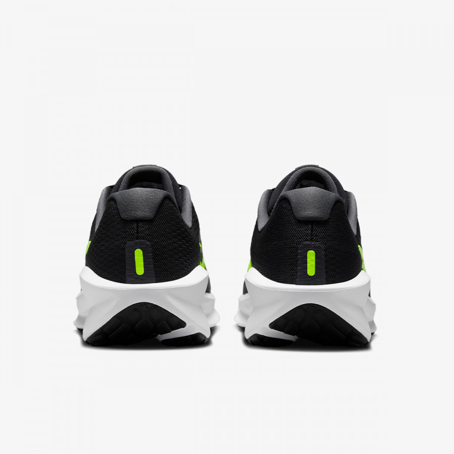 NIKE Superge NIKE DOWNSHIFTER 13 
