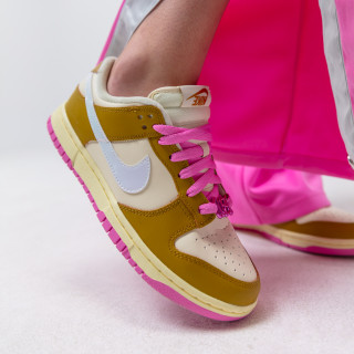 NIKE Superge W NIKE DUNK LOW SE 