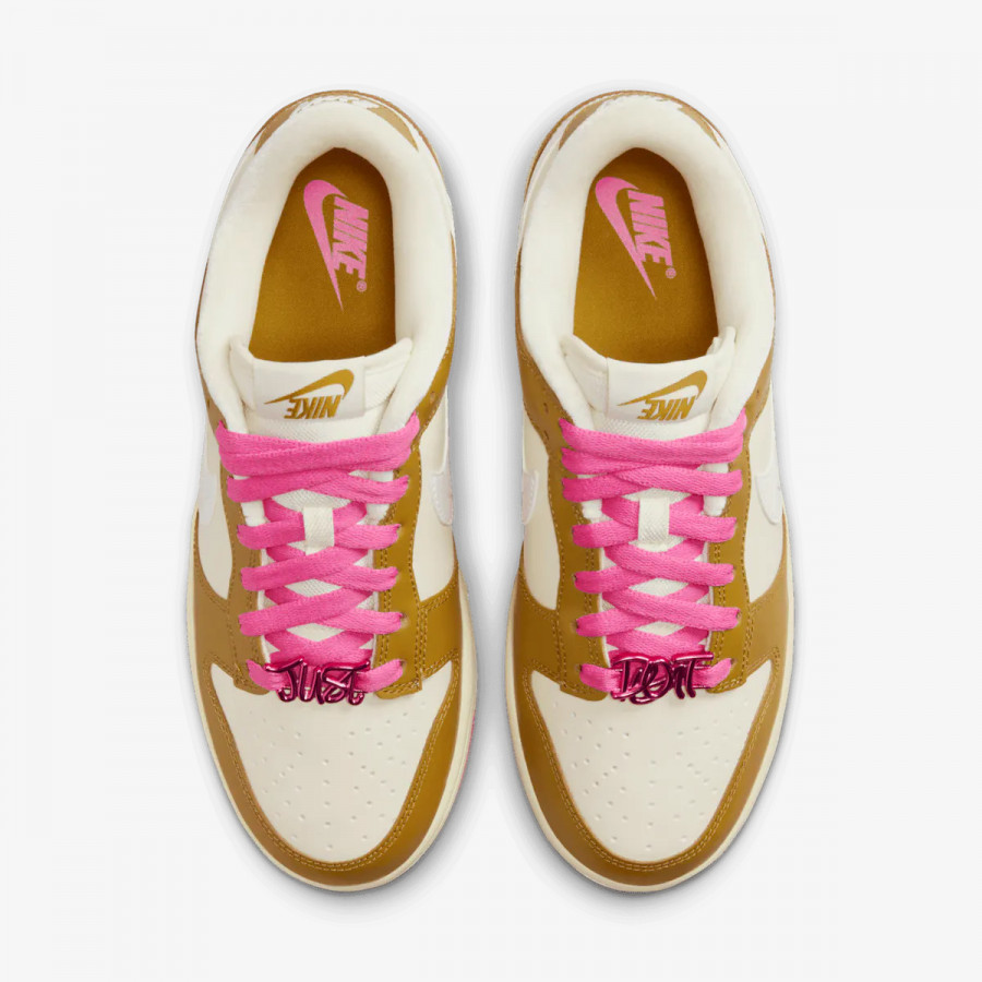 NIKE Superge W NIKE DUNK LOW SE 