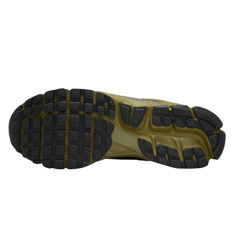 NIKE Superge NIKE ZOOM VOMERO 5 NBHD 