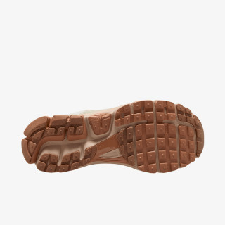 NIKE Superge Zoom Vomero 5 