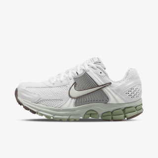 NIKE Superge Zoom Vomero 5 