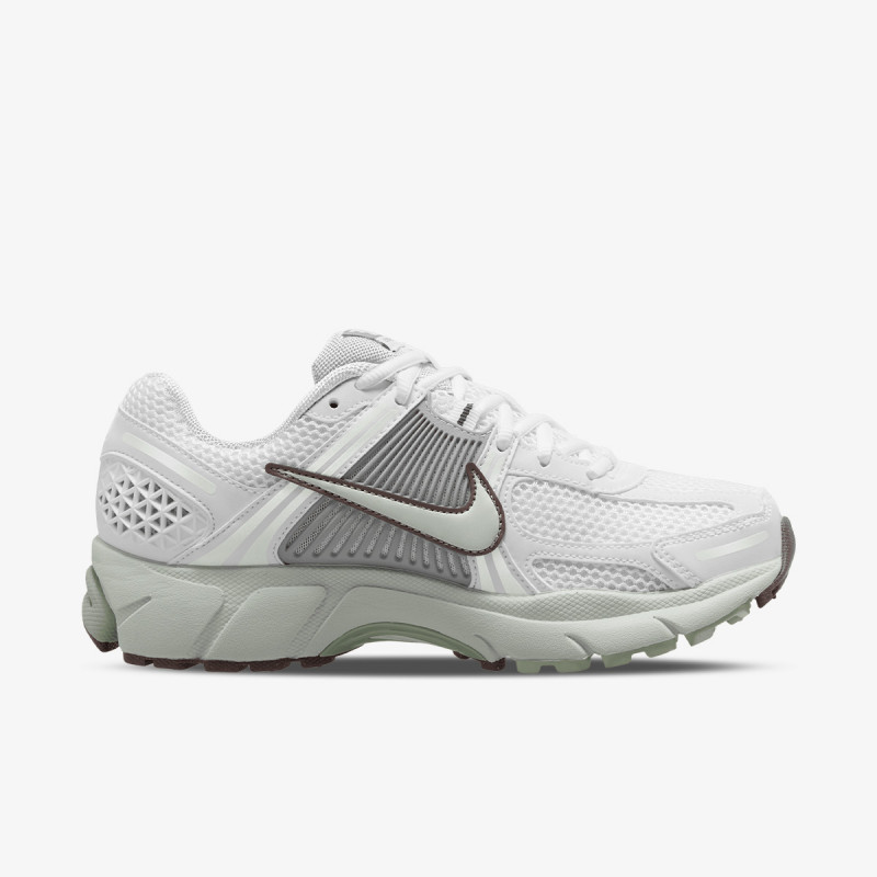 NIKE Superge Zoom Vomero 5 