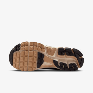 NIKE Superge W NIKE ZOOM VOMERO 5 