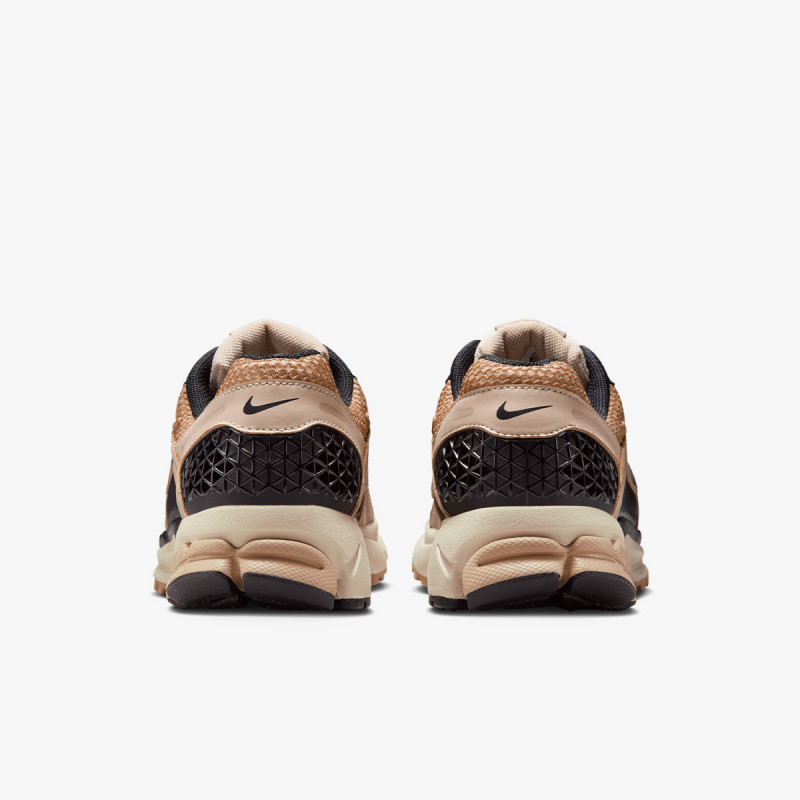 NIKE Superge W NIKE ZOOM VOMERO 5 