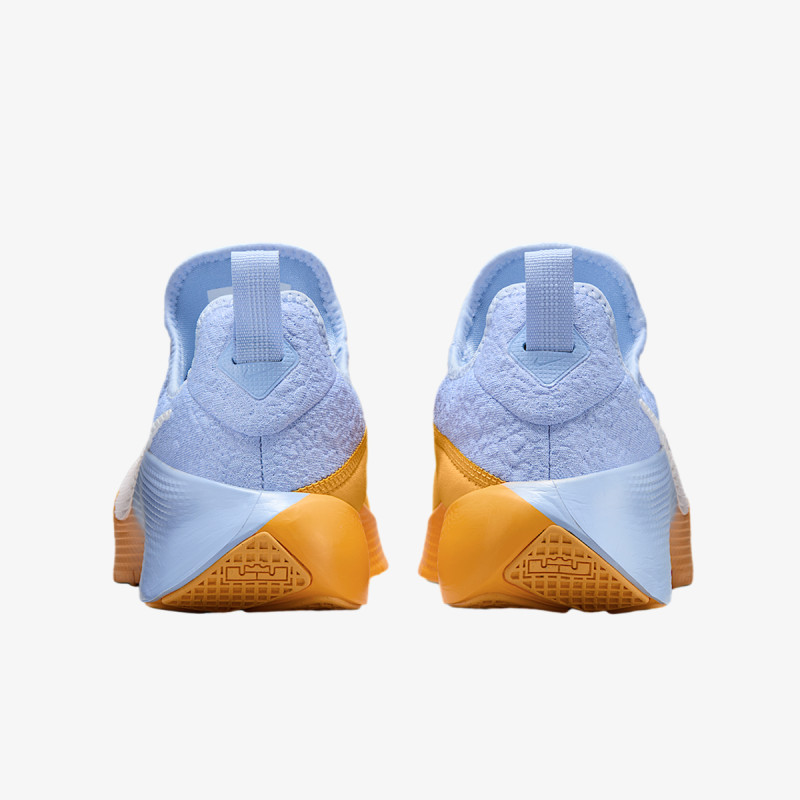 NIKE Superge LEBRON TR 1 