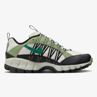 NIKE Superge NIKE AIR HUMARA  QS 