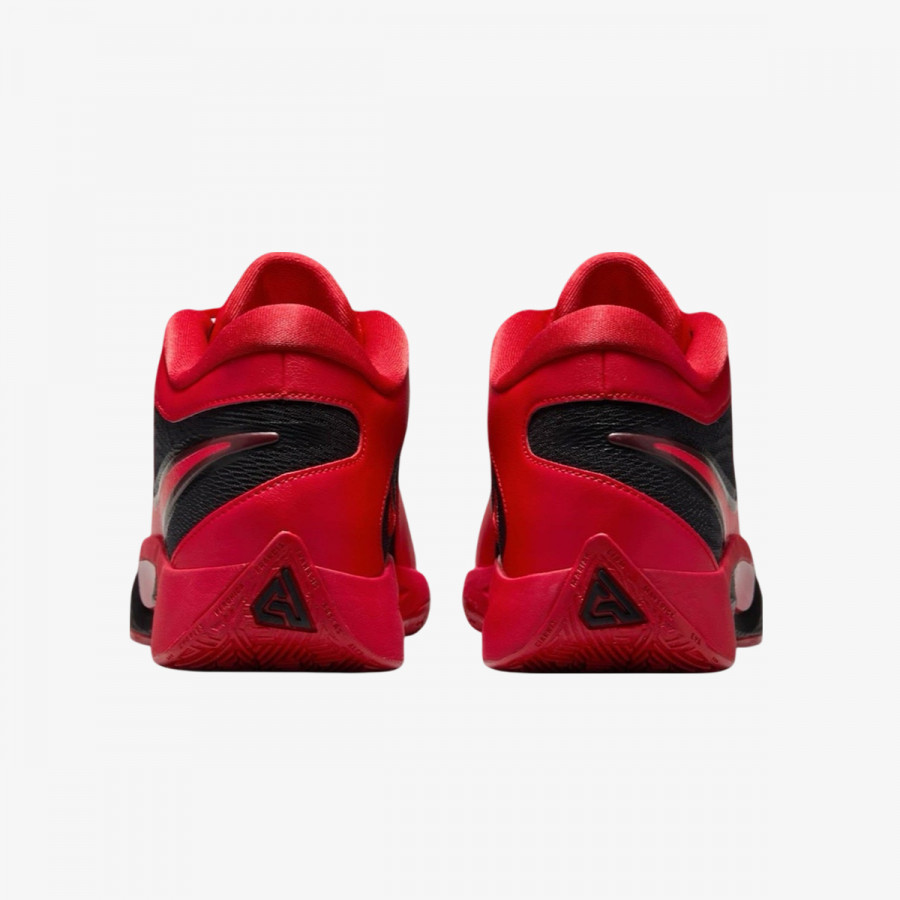 NIKE Superge Giannis Freak 6 