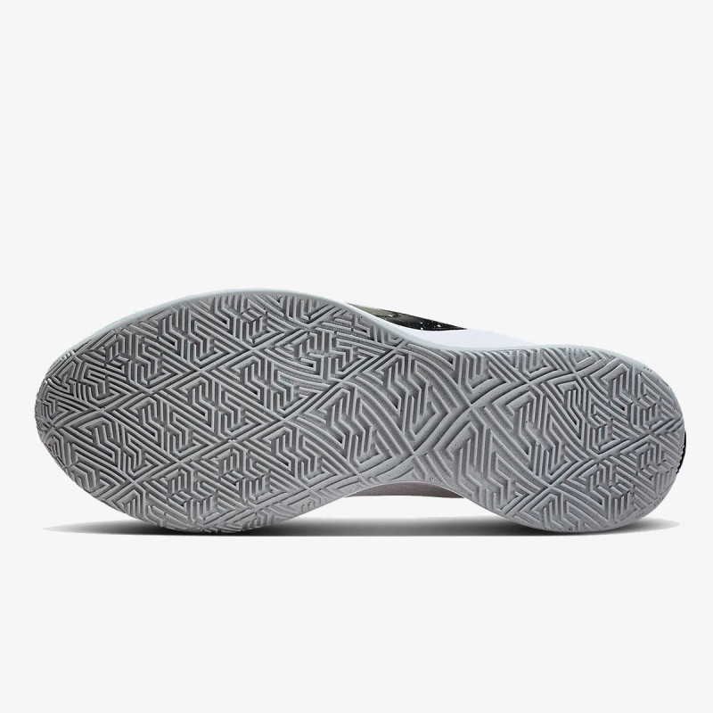 NIKE Superge ZOOM FREAK 6 