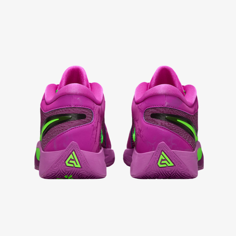 NIKE Superge Giannis Freak 6 