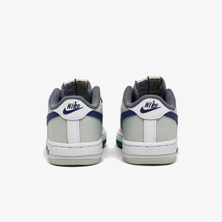 NIKE Superge FORCE 1 LV8 1 BT 