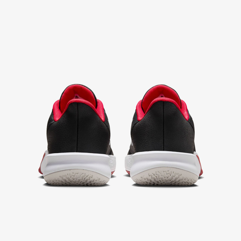 NIKE Superge Precision 7 