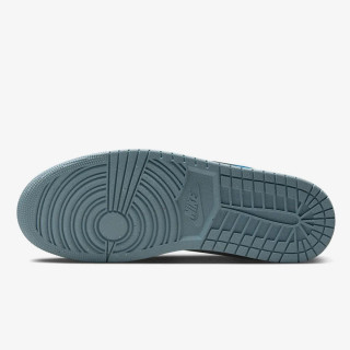 NIKE Superge AIR JORDAN 1 LOW SE 
