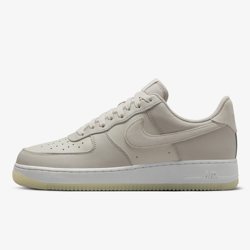 NIKE Superge AIR FORCE 1 '07 LV8 