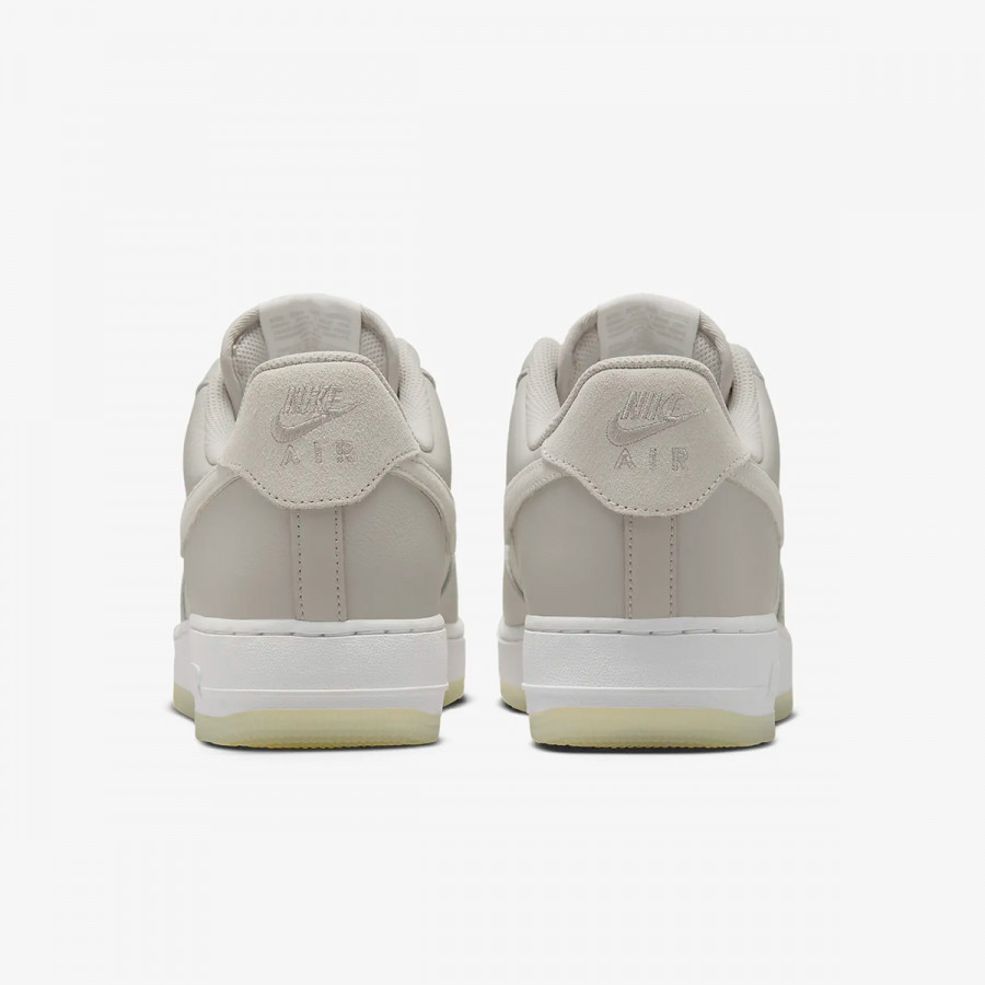 NIKE Superge AIR FORCE 1 '07 LV8 