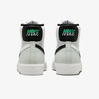 NIKE Superge BLAZER MID '77 SE BG 