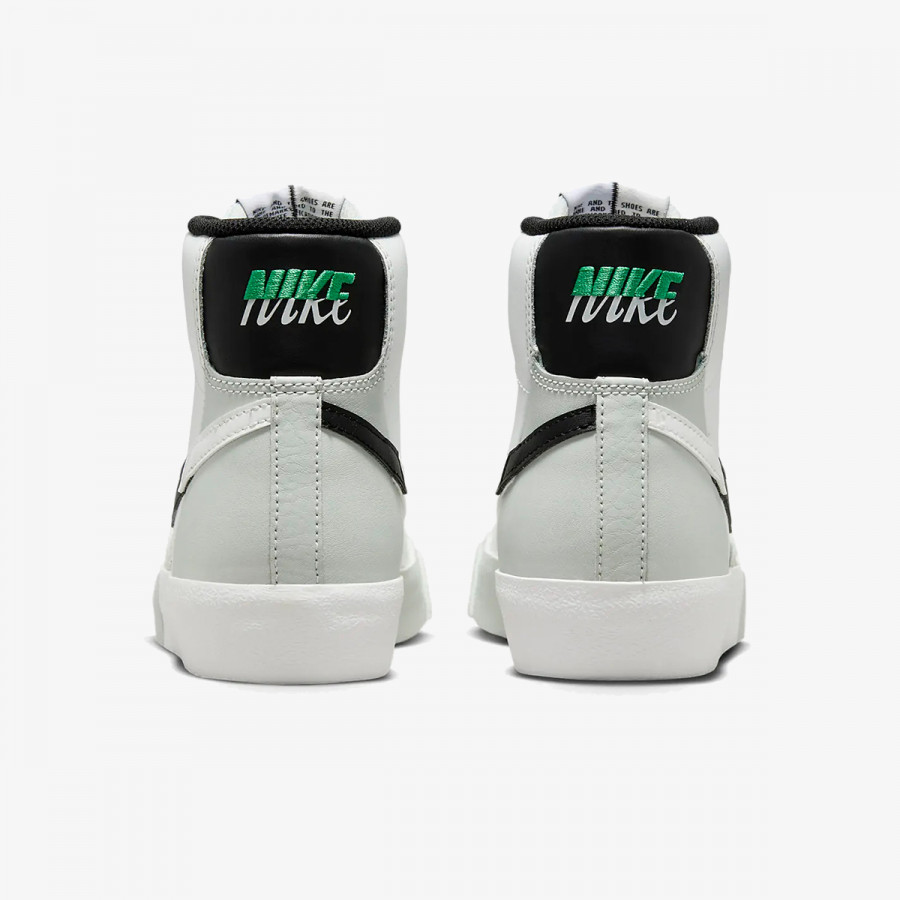 NIKE Superge BLAZER MID '77 SE BG 