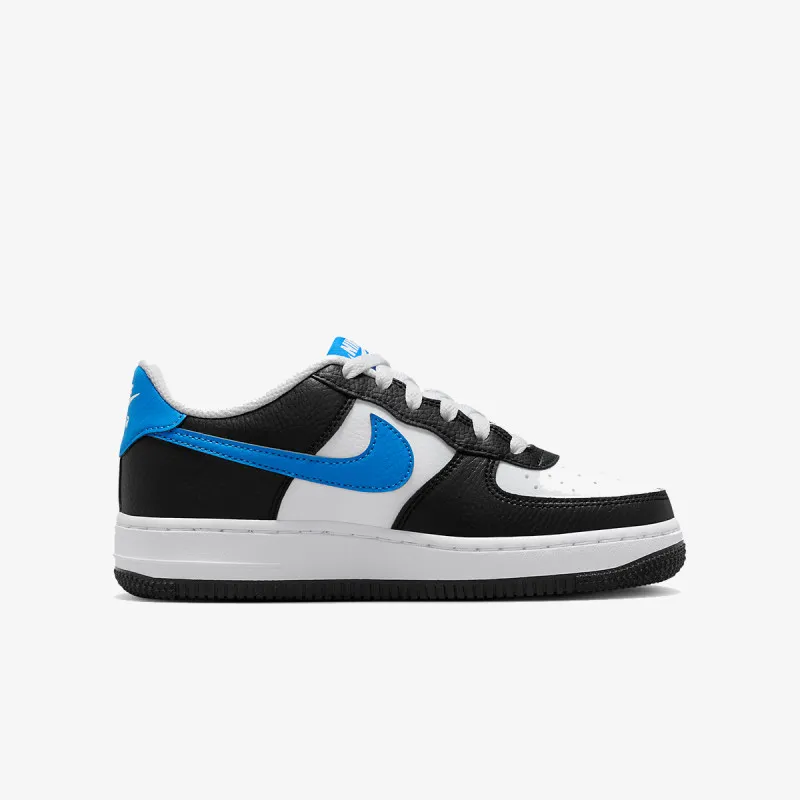 NIKE Superge NIKE AIR FORCE 1 GS BTS 
