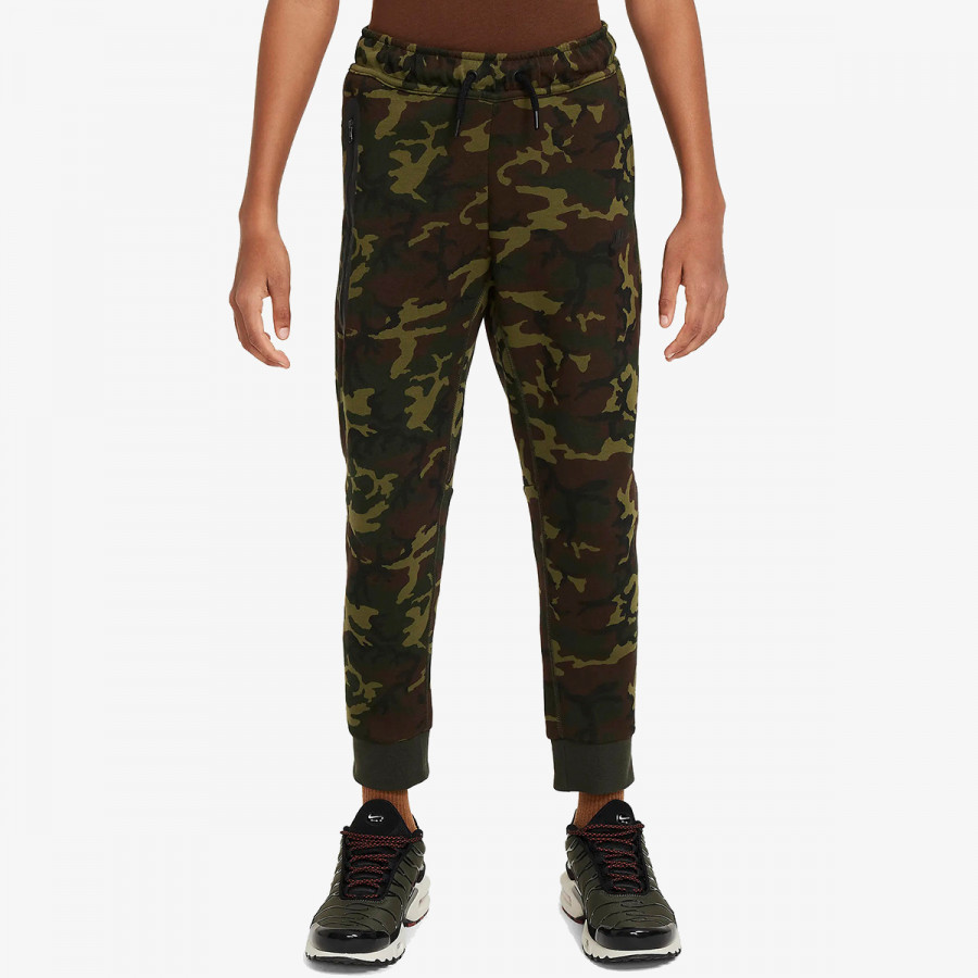 NIKE SPODNJI DELI TRENIRKE B NSW TCH FLC CAMO BOTTOM 