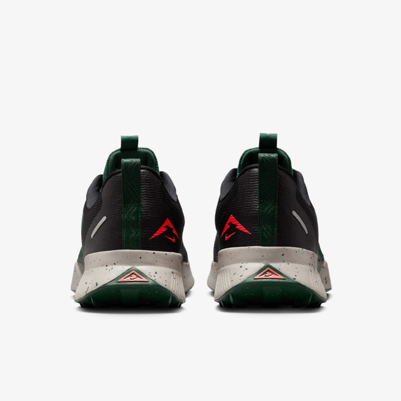 NIKE Superge Juniper Trail 3 