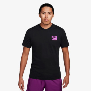 NIKE KRATKA MAJICA U NSW TEE AM DAY LBR AIR 