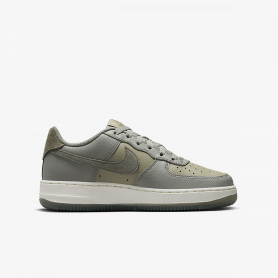 NIKE Superge AIR FORCE 1 LV8 4 BG 