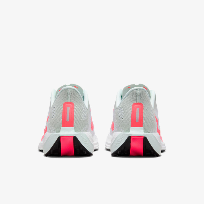 NIKE Superge Pegasus Turbo 4 