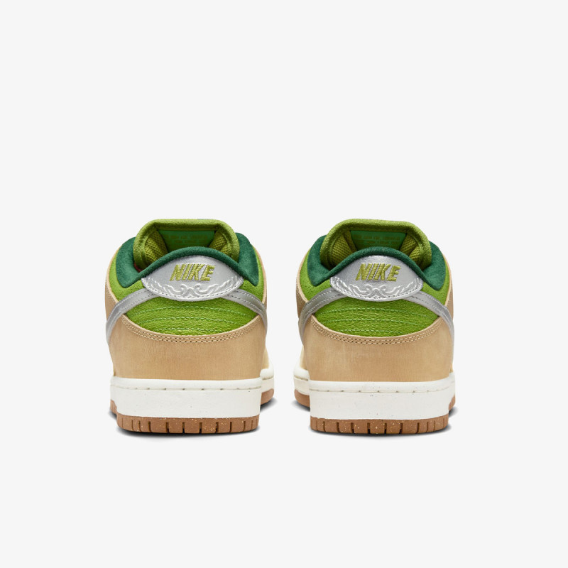 NIKE Superge NIKE SB DUNK LOW PRO WC 