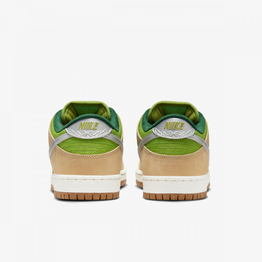 NIKE Superge NIKE SB DUNK LOW PRO WC 