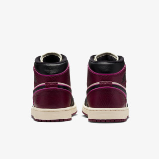 NIKE Superge Air Jordan 1 Mid SE 
