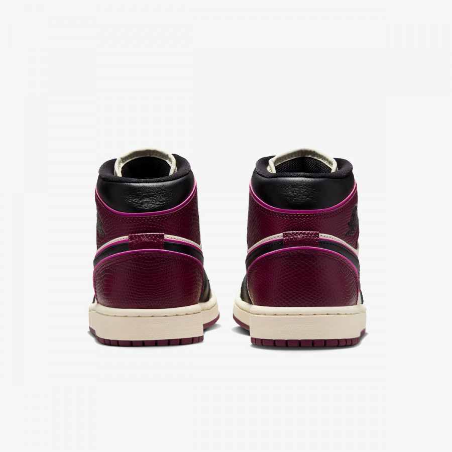 NIKE Superge Air Jordan 1 Mid SE 
