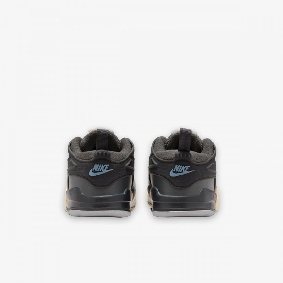 NIKE Superge Air Jordan 4 RM 