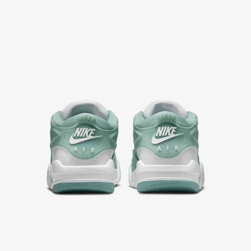 NIKE Superge WMNS AIR JORDAN 4 RM 