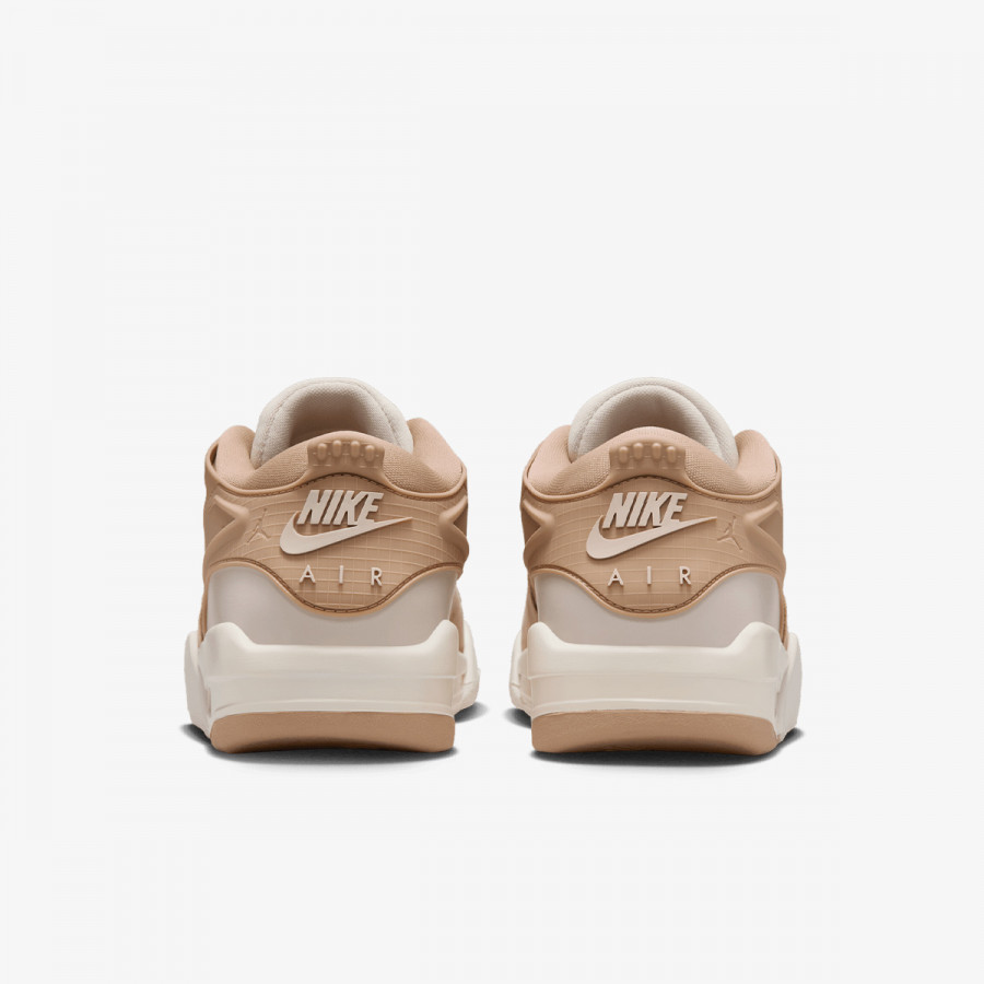 NIKE Superge WMNS AIR JORDAN 4 RM 