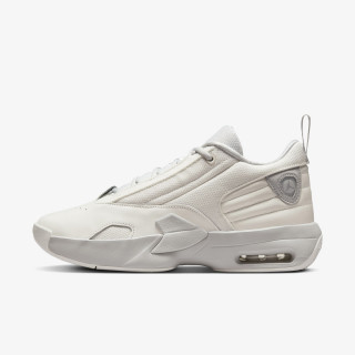 NIKE Superge Jordan Max Aura 6 