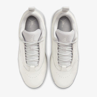 NIKE Superge Jordan Max Aura 6 