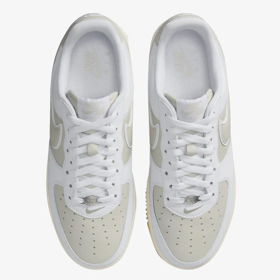 NIKE Superge NIKE AIR FORCE 1 '07 SN 