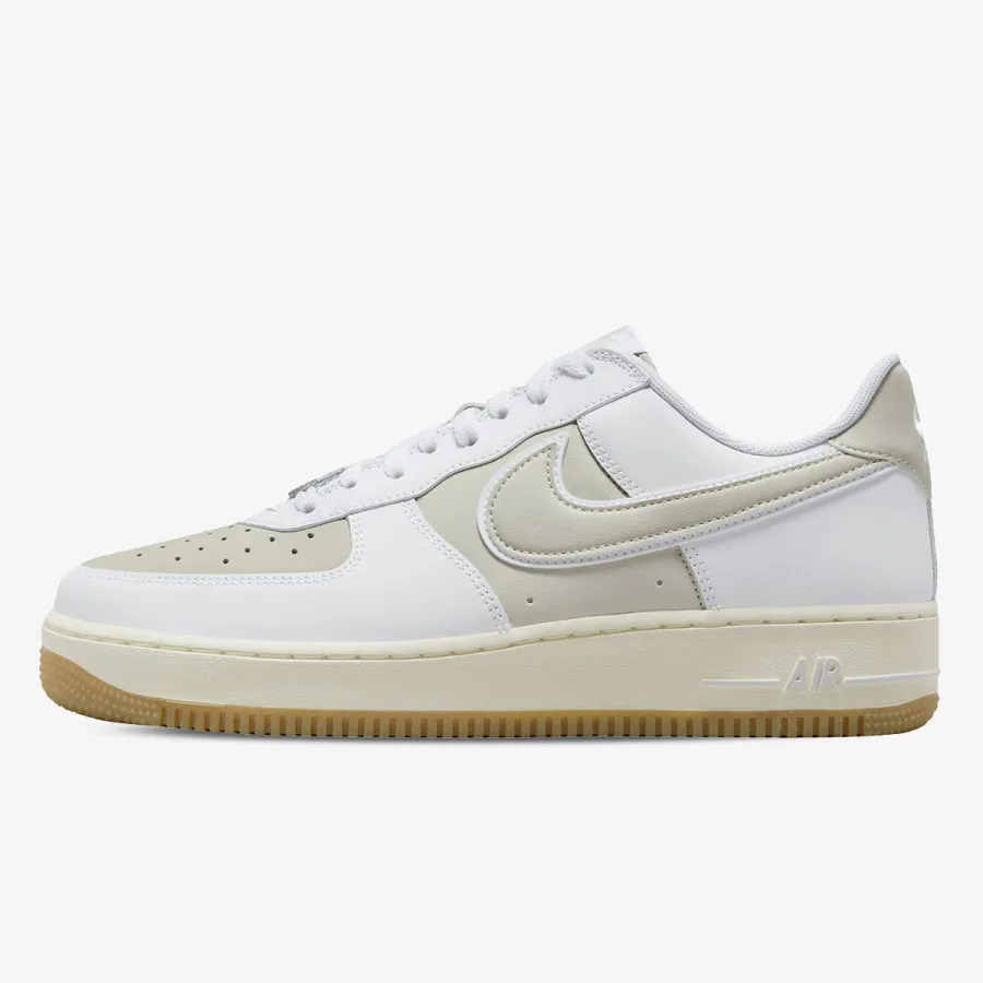 NIKE Superge NIKE AIR FORCE 1 '07 SN 