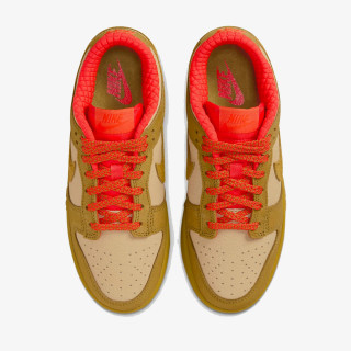 NIKE Superge W NIKE DUNK LOW E 